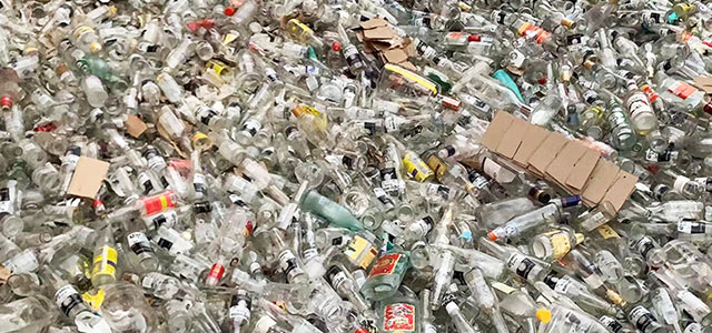 龍巖巖城再生資源小編分享，廢玻璃回收再利用有哪些價值？